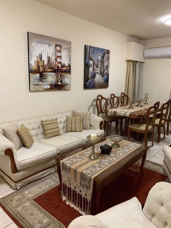 Tony'S Boutique Apartment لارنكا قبرص