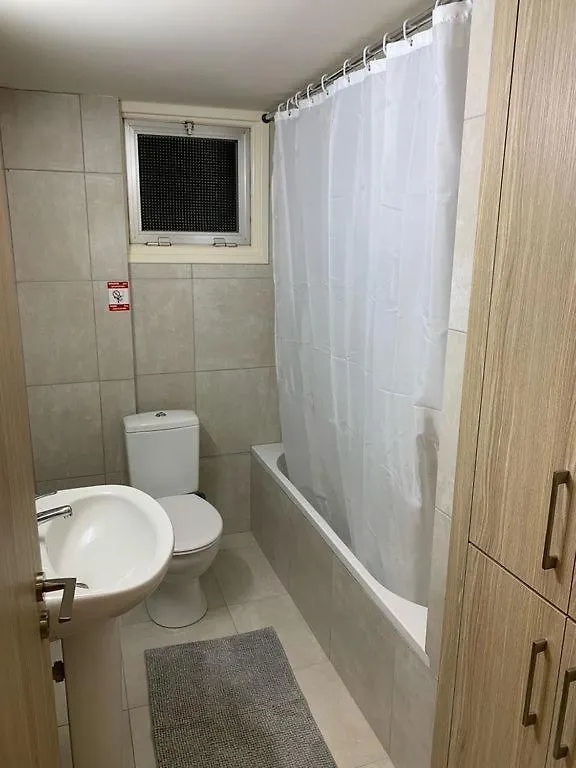 Tony'S Boutique Apartment لارنكا